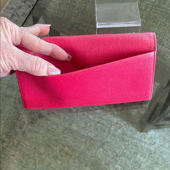 MCM Fuchsia Leather Wallet - Picture 7 of 8